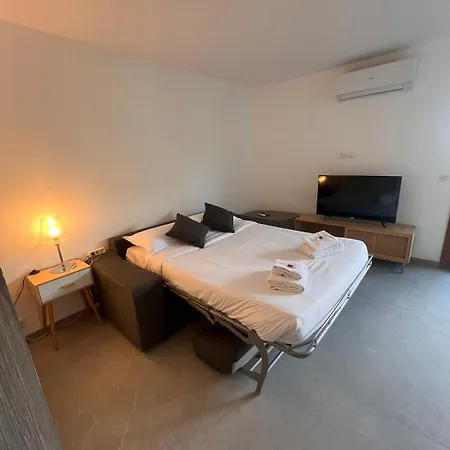 - Bd De Lorraine #354 Apartment *