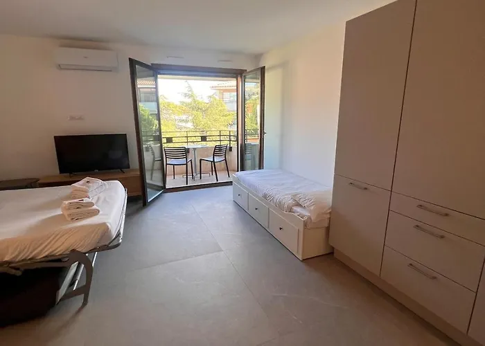 - Bd De Lorraine #354 Apartment *