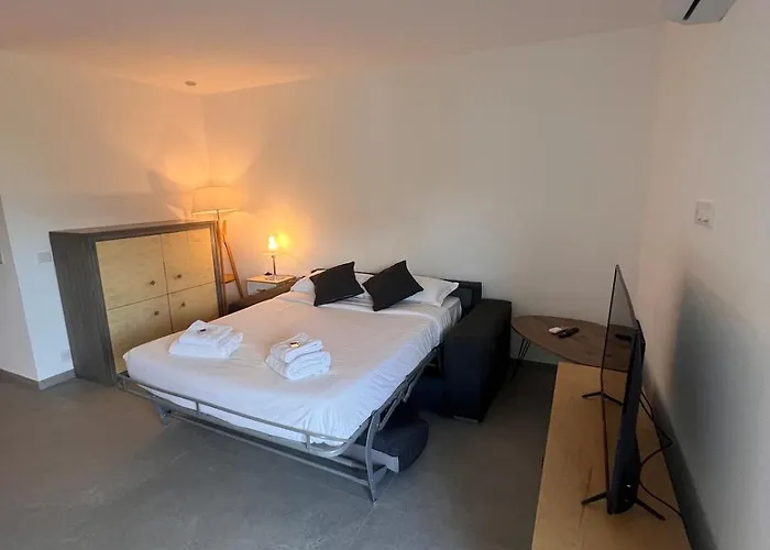 - Bd De Lorraine #354 Apartment